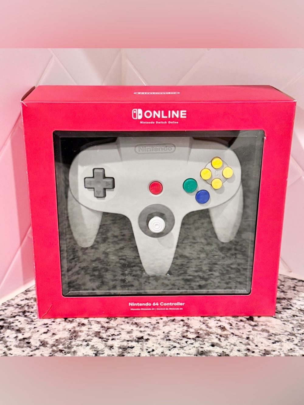 Nintendo Switch Console, Mario Kart 8, Controllers, N64 Wireless Controller - Picture 6 of 9